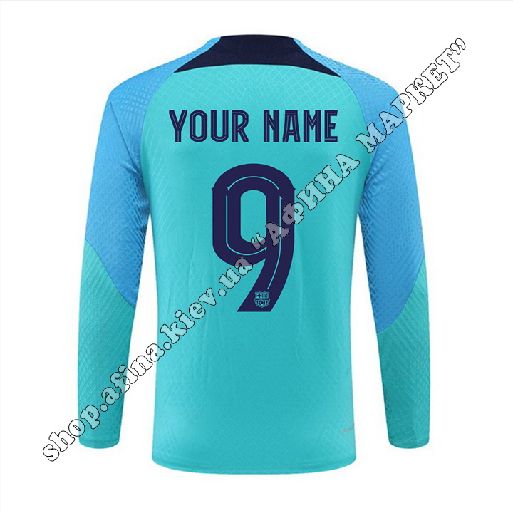 Друк прізвища та номера на футбольний костюм Барселона 2023 